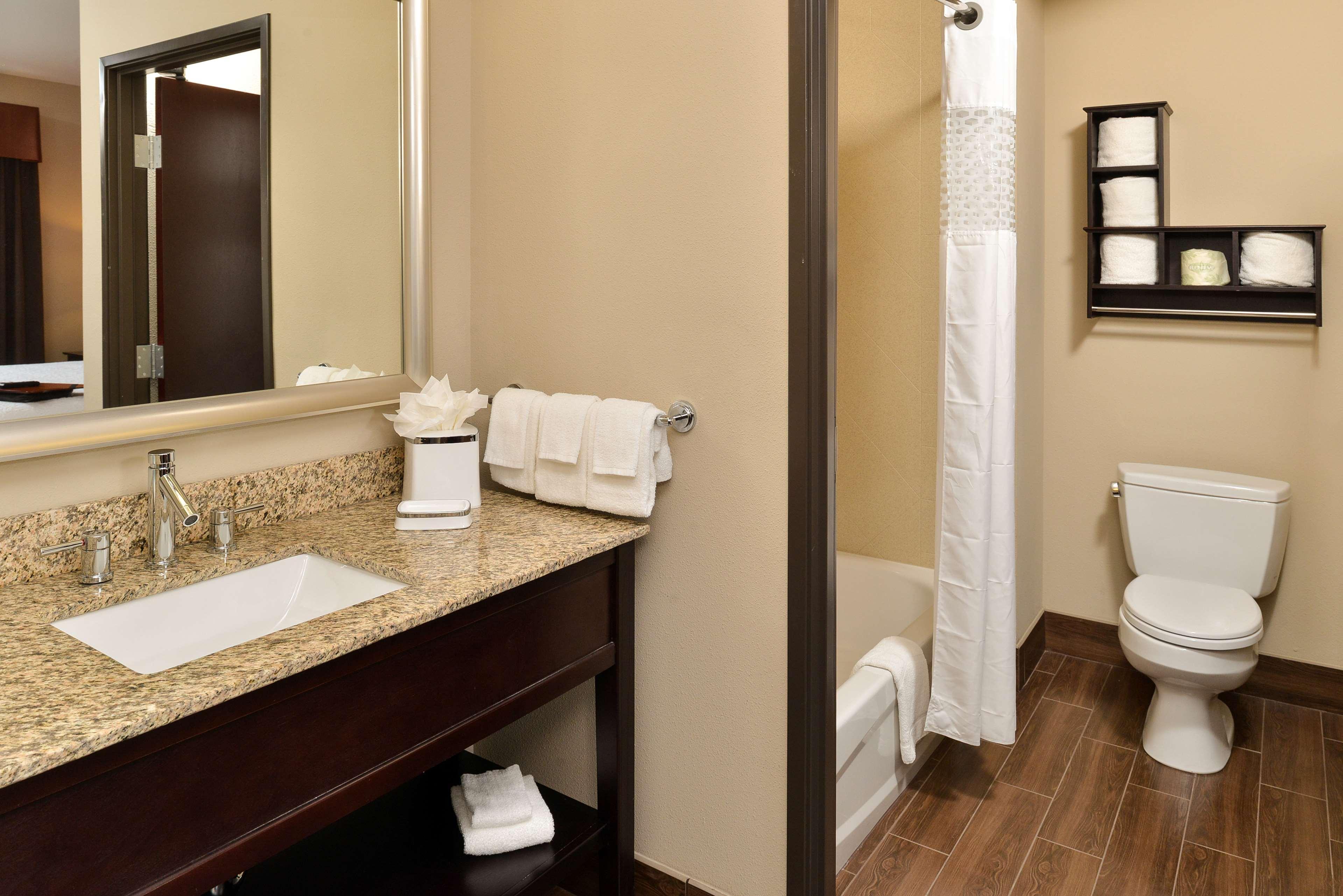 Hampton Inn & Suites Harvey New Orleans Westbank Exteriör bild